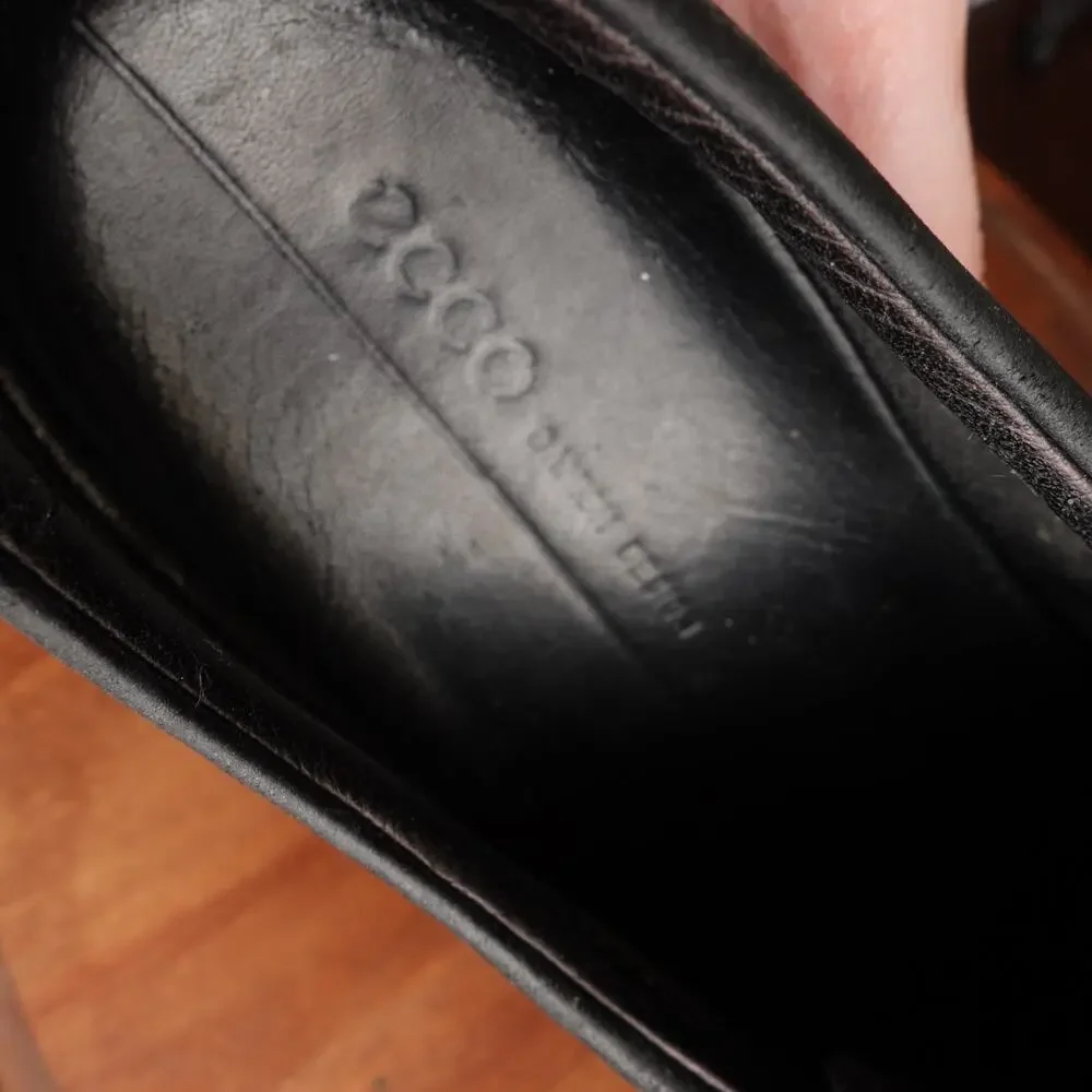Ecco Sneakers Womens SZ EU 38 US 7-7.5 Black Soft 7 Zip Up Comfort Walking Shoes